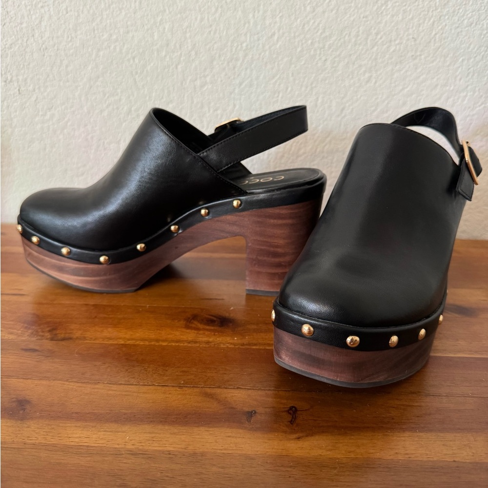 Coconuts by Matisse Black Mules with Brown Wooden Heel